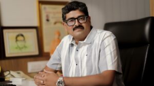 स्वच्छ प्रतिमा आणि विकासाभिमुख दृष्टिकोन असणारे श्री.विश्वेश प्रबुद्धचंद्र झपके यांची सांगोल्याच्या राजकारणात वाइल्ड कार्ड एन्ट्री – सांगोला नगरपरिषदेच्या नगराध्यक्ष पदाच्या शर्यतीत नवी रंगत!