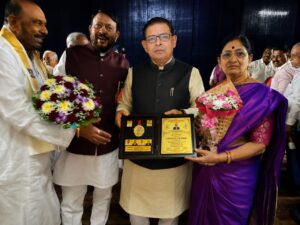 प्रा. प्रबुद्धचंद्र झपके यांना ‘वीरशैव श्री’ पुरस्कार